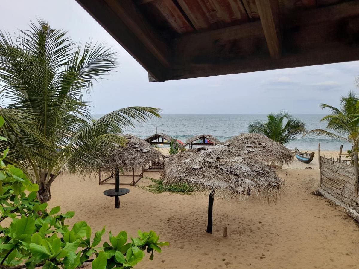Golden Beach Chalets 아루감 베이 외부 사진