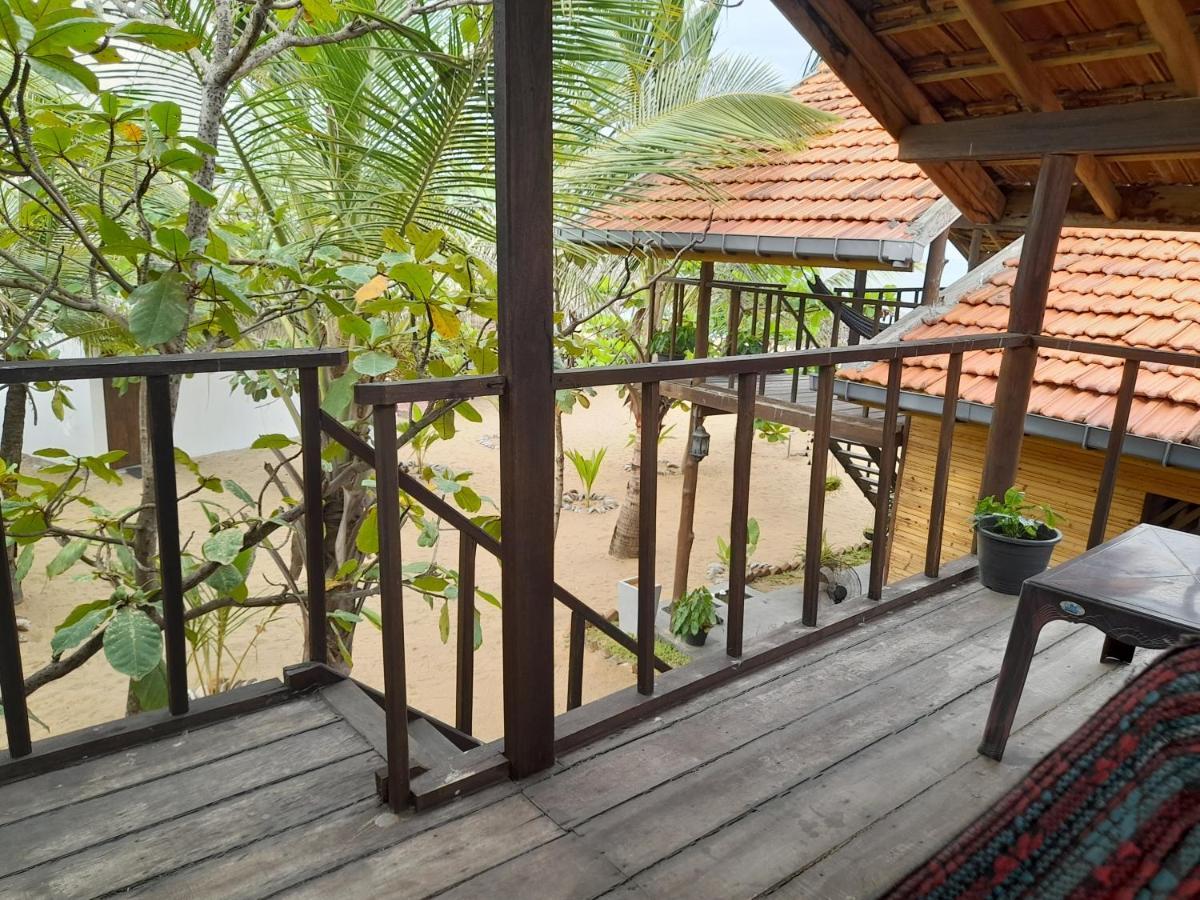 Golden Beach Chalets 아루감 베이 외부 사진