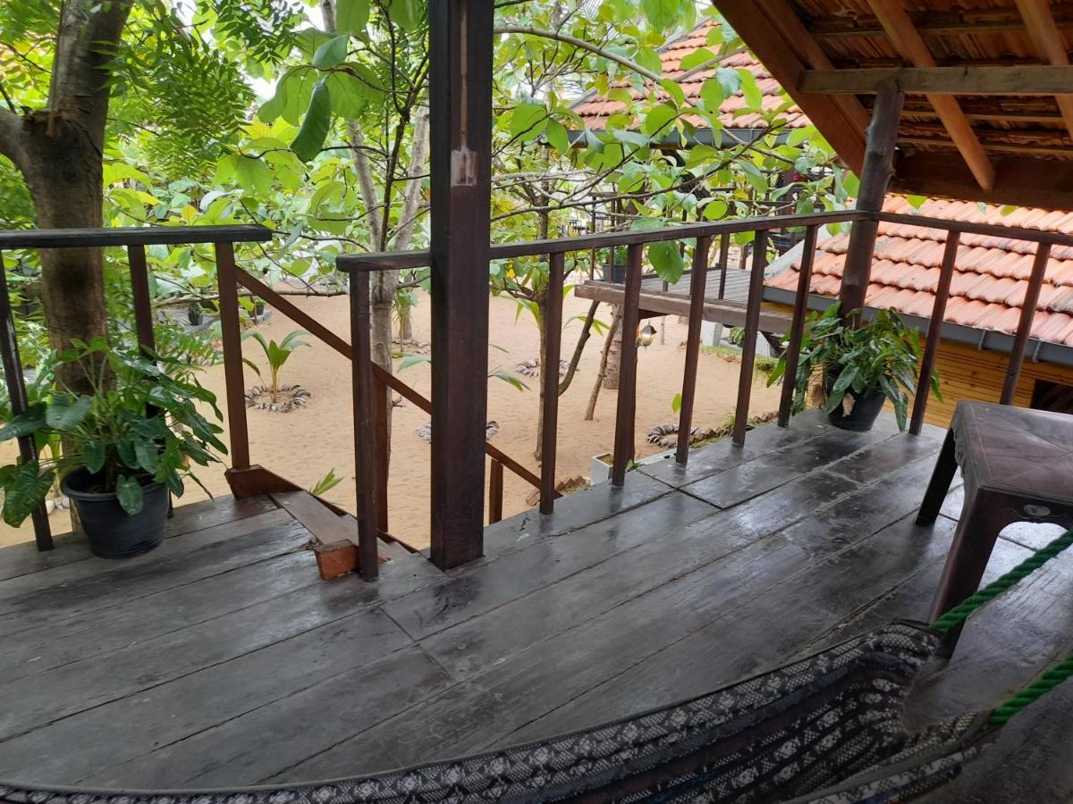 Golden Beach Chalets 아루감 베이 외부 사진