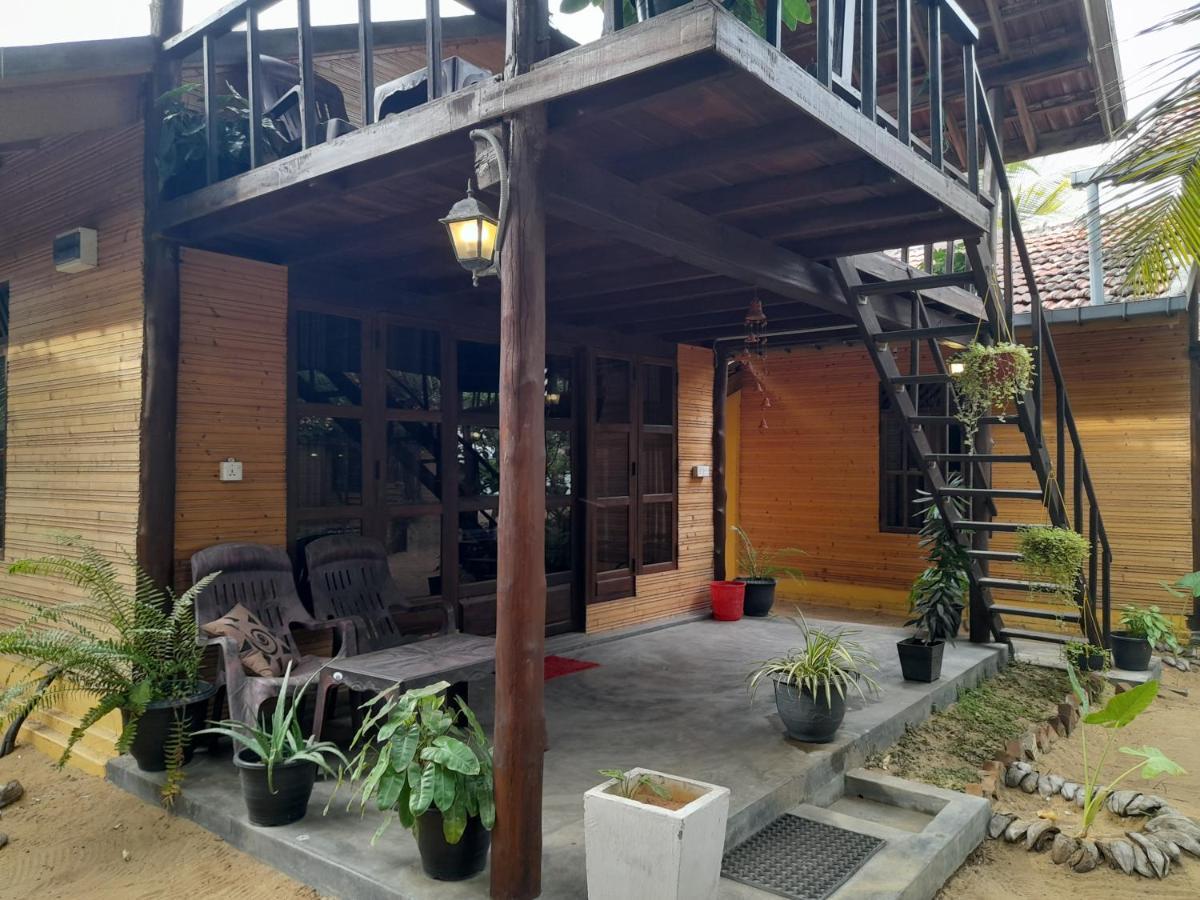 Golden Beach Chalets 아루감 베이 외부 사진