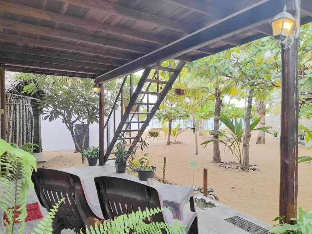 Golden Beach Chalets 아루감 베이 외부 사진